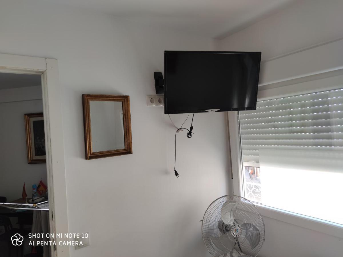 Habitacion Ap Madrid Exterior photo